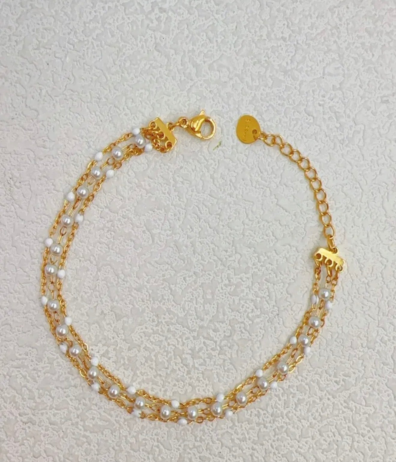 Pearly bead