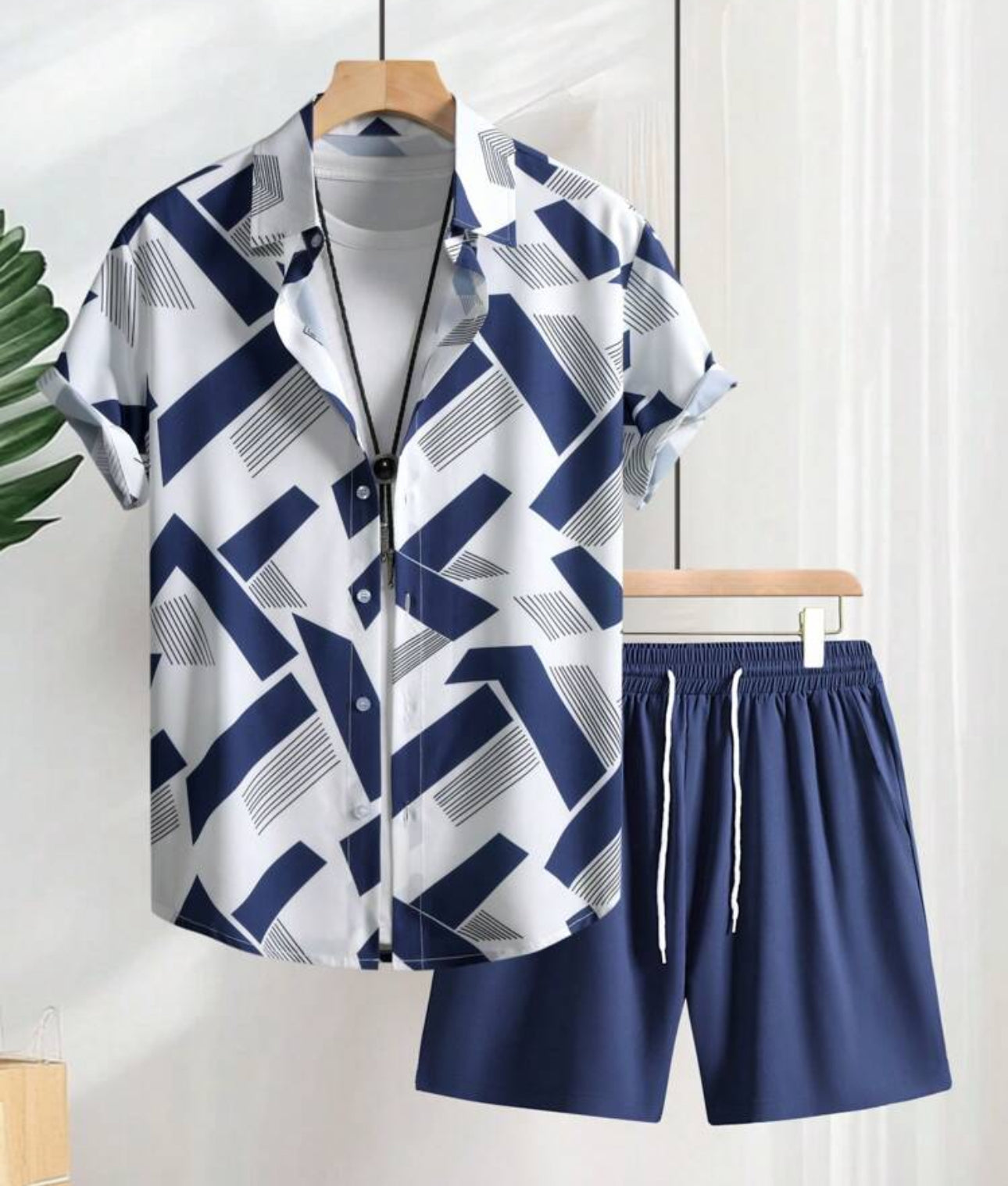 Ensemble short