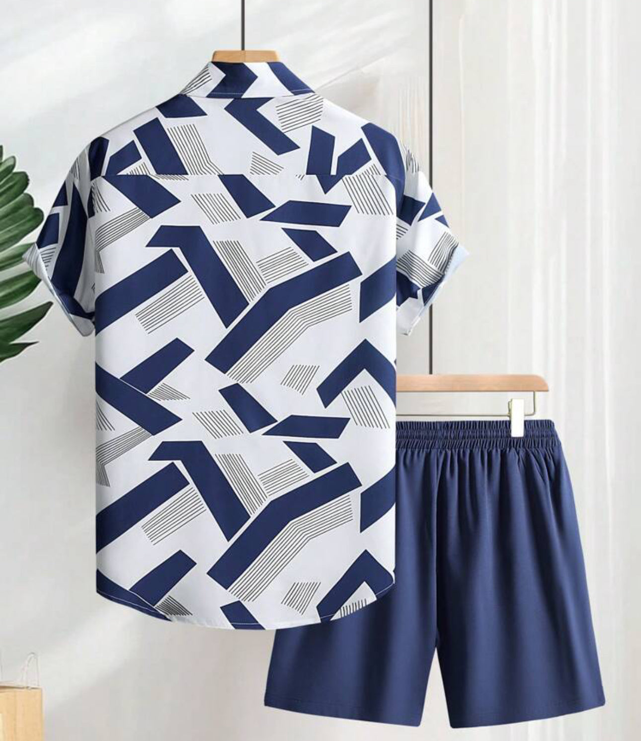 Ensemble short